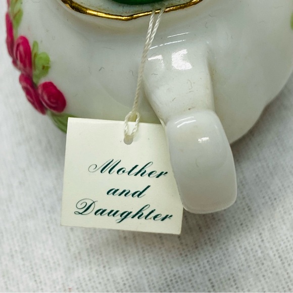 Hallmark Keepsake Mother Daughter Mice Teapot Ornament 3 inch Christmas Holiday - Picture 9 of 13